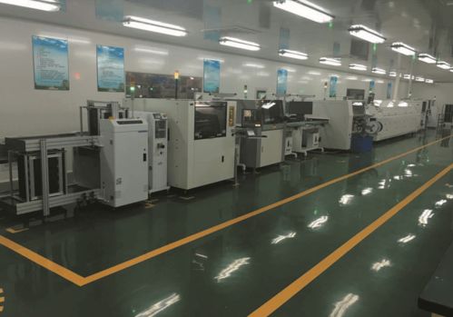 追求卓越 質(zhì) 創(chuàng)未來② 華騁科技 專注行業(yè) 照亮工程機(jī)械前路