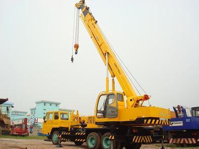 秦皇島吊車出租市場全解析 價格、服務與優選公司指南